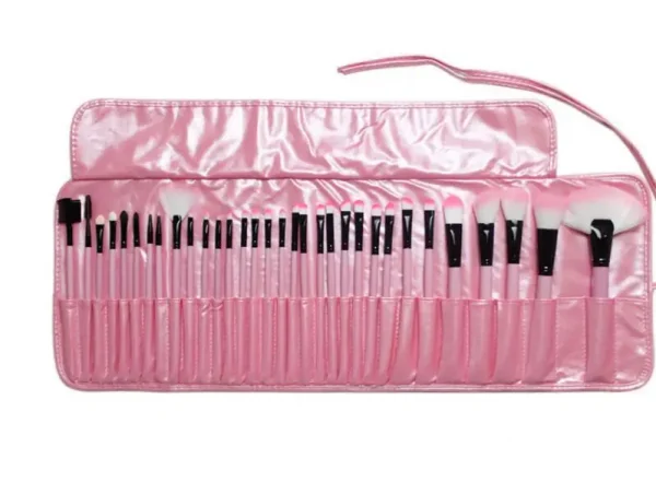 32 PCS Makeup Brush Set with Black Leather Bag