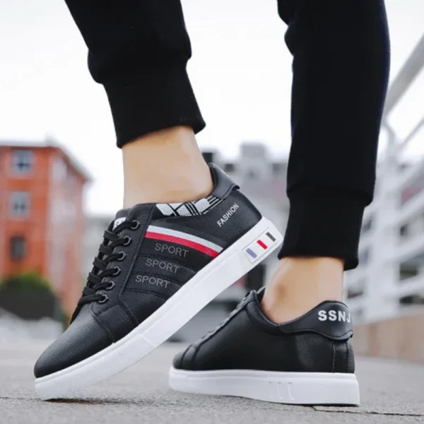 Men's White Casual Sneakers