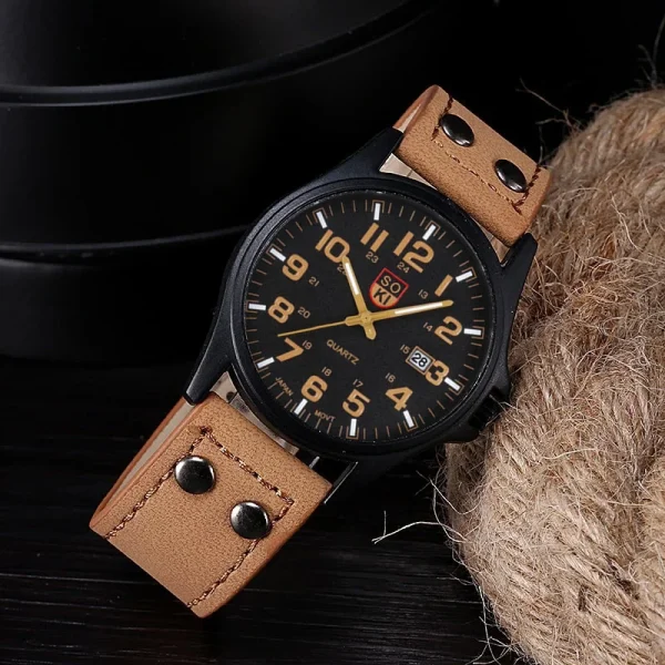 Men Fashion Quartz Wristwatch Leather Strap
