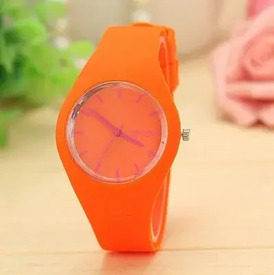 Women's Fashion Casual Sports Silicone Wristwatch
