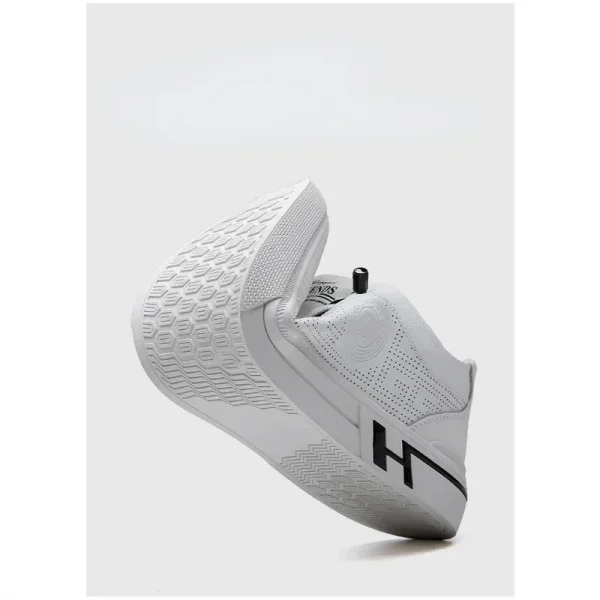 Men Casual Leather Sneakers Breathable Sports Shoes